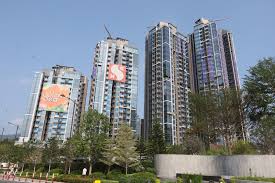 SHKP, Hong Kong’s bellwether developer, posts 36% jump in first-half net profit